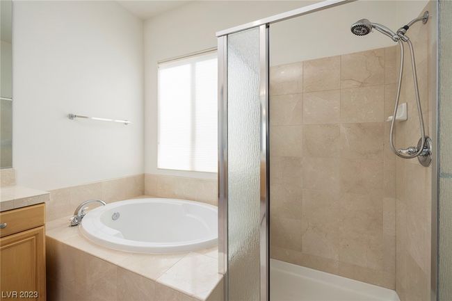 7906 Fieldcreek Ct, House other with 4 bedrooms, 3 bathrooms and null parking in Las Vegas NV | Image 24