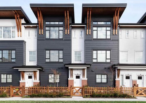 21-22128 48a Avenue, Langley, BC, V3A0L6 | Card Image