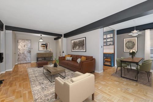 apt-216-110 71st Rd, Forest Hills, NY, 11375-4901 | Card Image