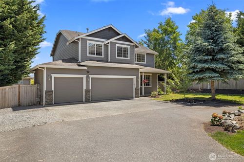 7304 284th St Nw, Stanwood, WA, 98292-7455 | Card Image
