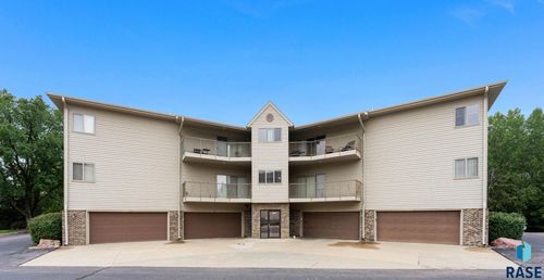 204-1641 S Cleveland Ave, Sioux Falls, SD, 57103-3240 | Card Image