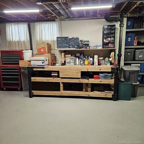 8209 Florida St, Oscoda, MI, 48750-2292 | Card Image