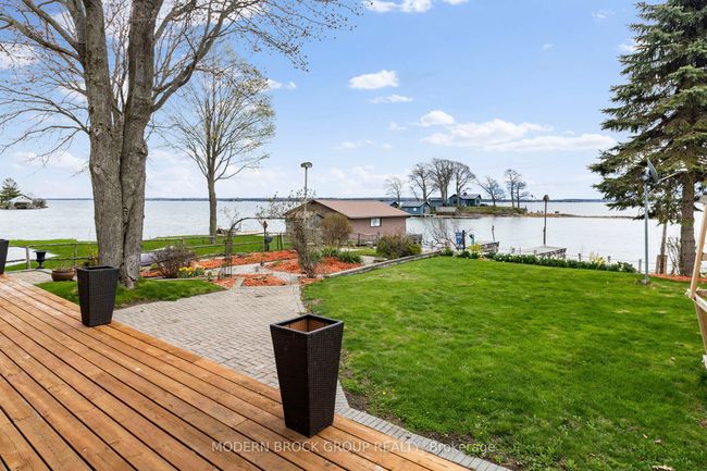 10 Henry Brown Crt, House other with 4 bedrooms, 2 bathrooms and 5 parking in Mallorytown ON | Image 5