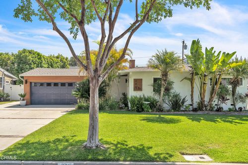 208 Fowler Dr, Monrovia, CA, 91016-2504 | Card Image