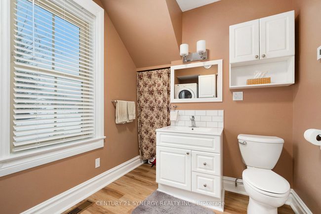 22 Victoria St, House other with 3 bedrooms, 2 bathrooms and 6 parking in Jasper ON | Image 14