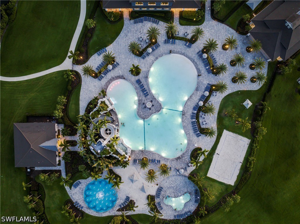 Residential in Estero 4