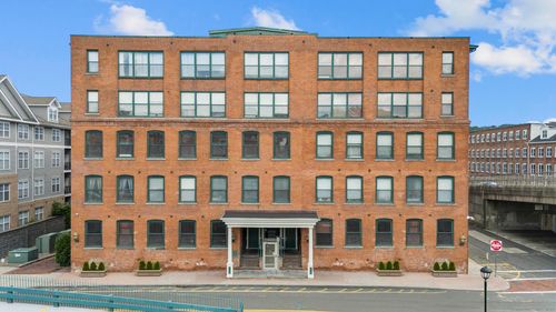 unit-314-145 Canal St, Shelton, CT, 06484-8111 | Card Image