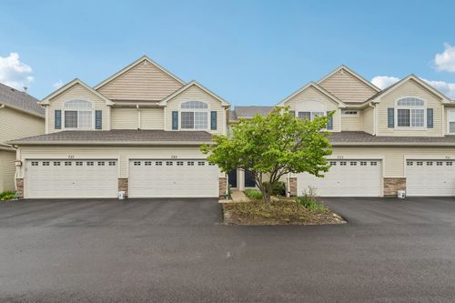 725 S Jade Ln, Round Lake, IL, 60073-8165 | Card Image