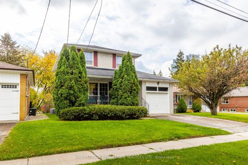 29 Doverwood Crt, North York, ON, M2M2G6 | Card Image