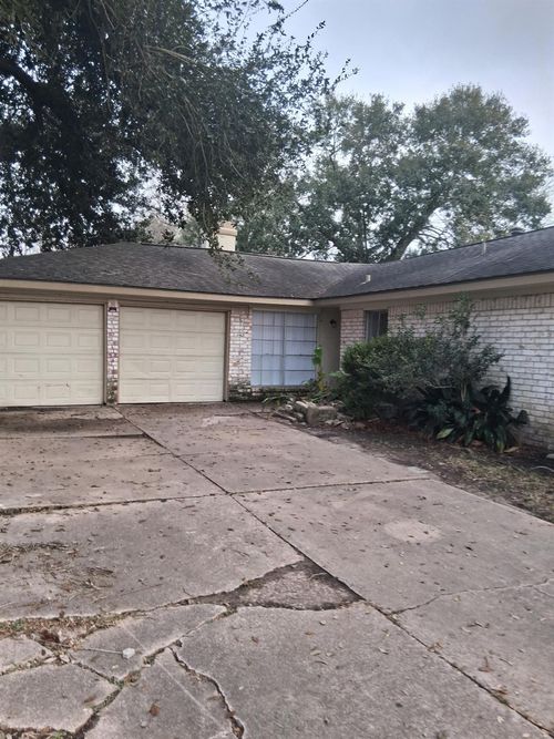 6823 Castleview Ln, Missouri City, TX, 77489-2616 | Card Image