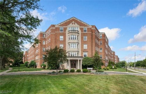 apt-515-13800 Fairhill Rd, Cleveland, OH, 44120-5509 | Card Image