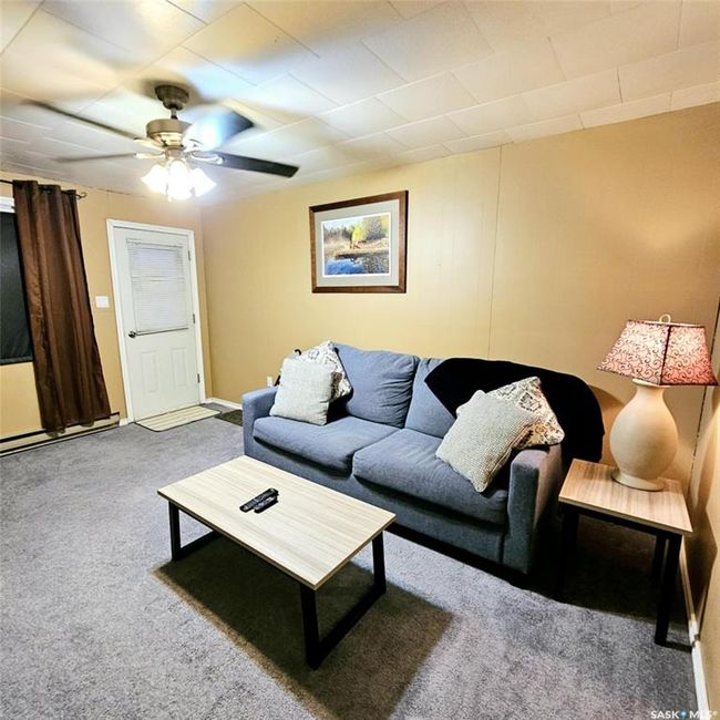 31 Main St, House other with 1 bedrooms, 1 bathrooms and 2 parking in Manor SK | Image 4