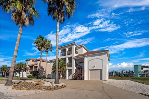 142 Mariners Dr, Port Aransas, TX, 78373-2249 | Card Image