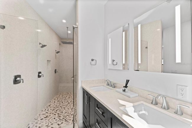 201 N Harbor Dr, House other with 5 bedrooms, 4 bathrooms and null parking in HOLMES BEACH FL | Image 77