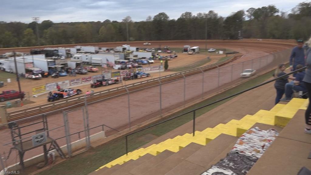 4390 Us 311 Hwy N, Pine Hall, NC 27042