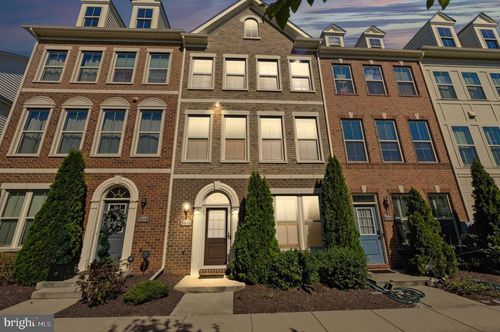 3616 Commodore Joshua Barney Dr Ne, WASHINGTON, DC, 20018-4452 | Card Image