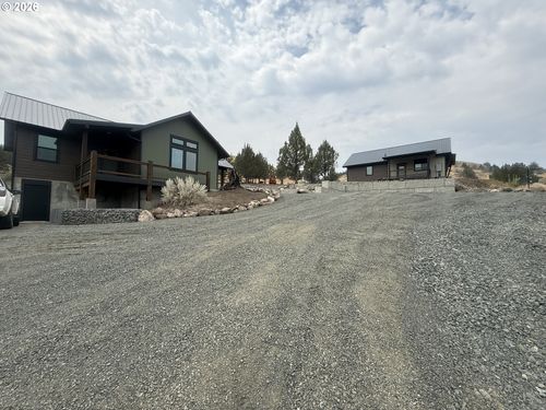 140 Se Bunchgrass Rd, John Day, OR, 97845-7831 | Card Image