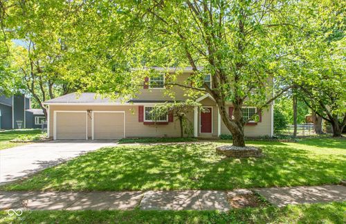 6133 Drawbridge Ln, Indianapolis, IN, 46250-1329 | Card Image