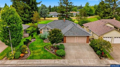6137 Hogan Dr N, Keizer, OR, 97303-7447 | Card Image