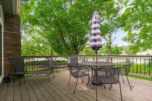 12808 Howe Dr, Leawood, KS, 66209-1737 | Card Image