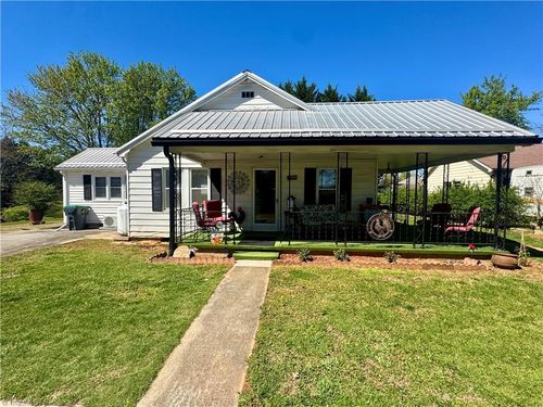 1953 Boone Trl, North Wilkesboro, NC, 28659-8928 | Card Image