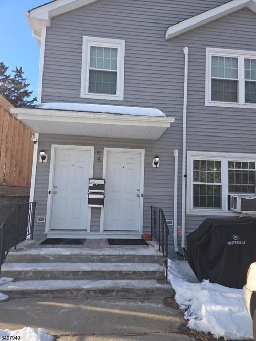 65 Montgomery Ave, Irvington, NJ, 07111-4318 | Card Image