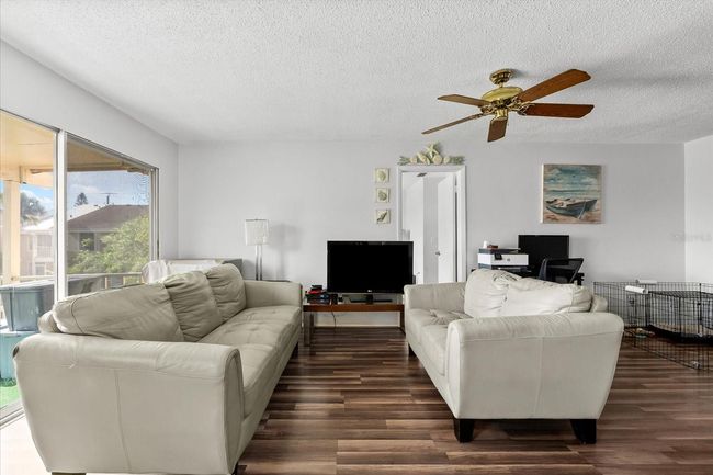 Living Room. | Image 5