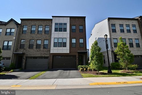 42367 Piper Creek Ter, BRAMBLETON, VA, 20148-4936 | Card Image