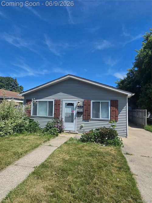 8125 Timken Ave, Warren, MI, 48089-1642 | Card Image