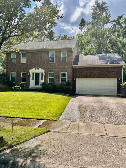 1009 Crimson Creek Dr, Lexington, KY, 40509-2384 | Card Image