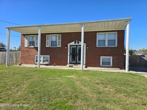 11306 Deering Rd, Louisville, KY, 40272-4358 | Card Image