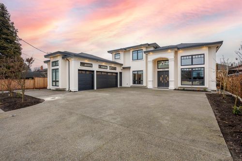9480 Patterson Rd, Richmond, BC, V6X1R1 | Card Image