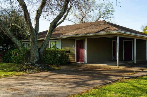 112 S 4th St, Nederland, TX, 77627-2502 | Card Image