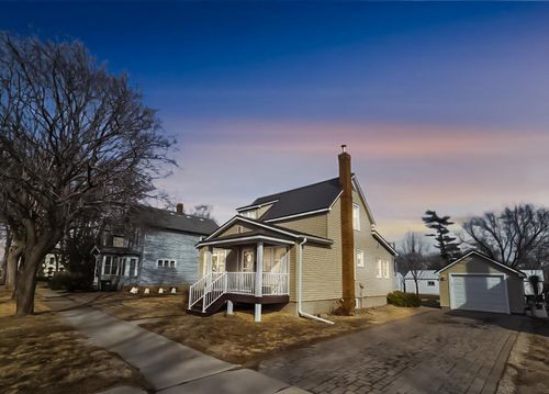 217 2nd St S, Waterville, MN, 56096-1405 | Card Image
