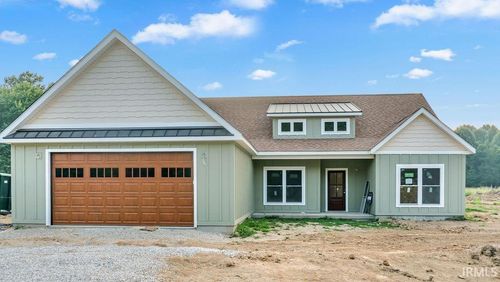4597 N Thomas Rd, Bloomington, IN, 47404-9658 | Card Image