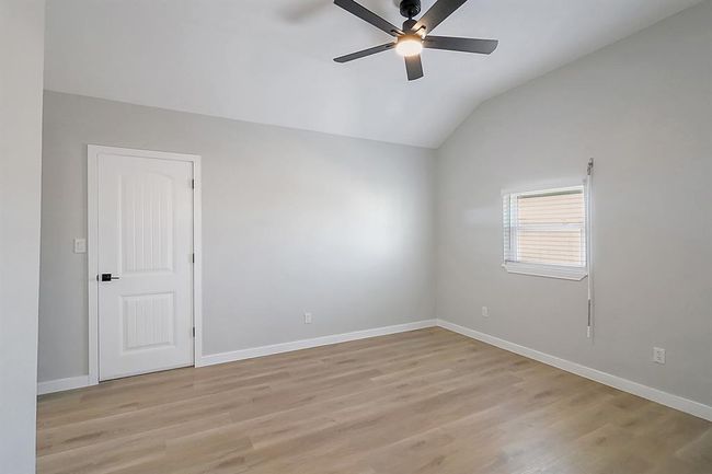 334 Admiral Cir, House other with 4 bedrooms, 3 bathrooms and 3 parking in Tiki Island TX | Image 20