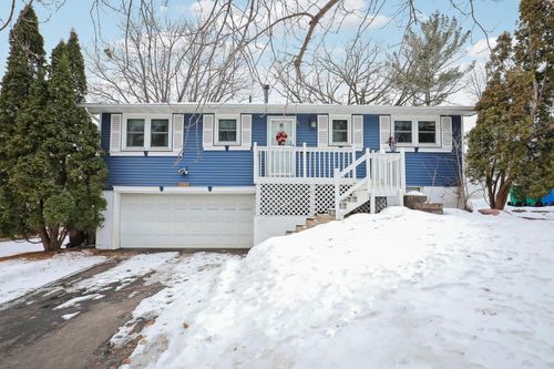 544 3rd Ave Nw, New Brighton, MN, 55112-6811 | Card Image