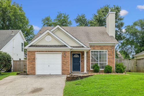 902 Idlewild Ct, Franklin, TN, 37069-1885 | Card Image