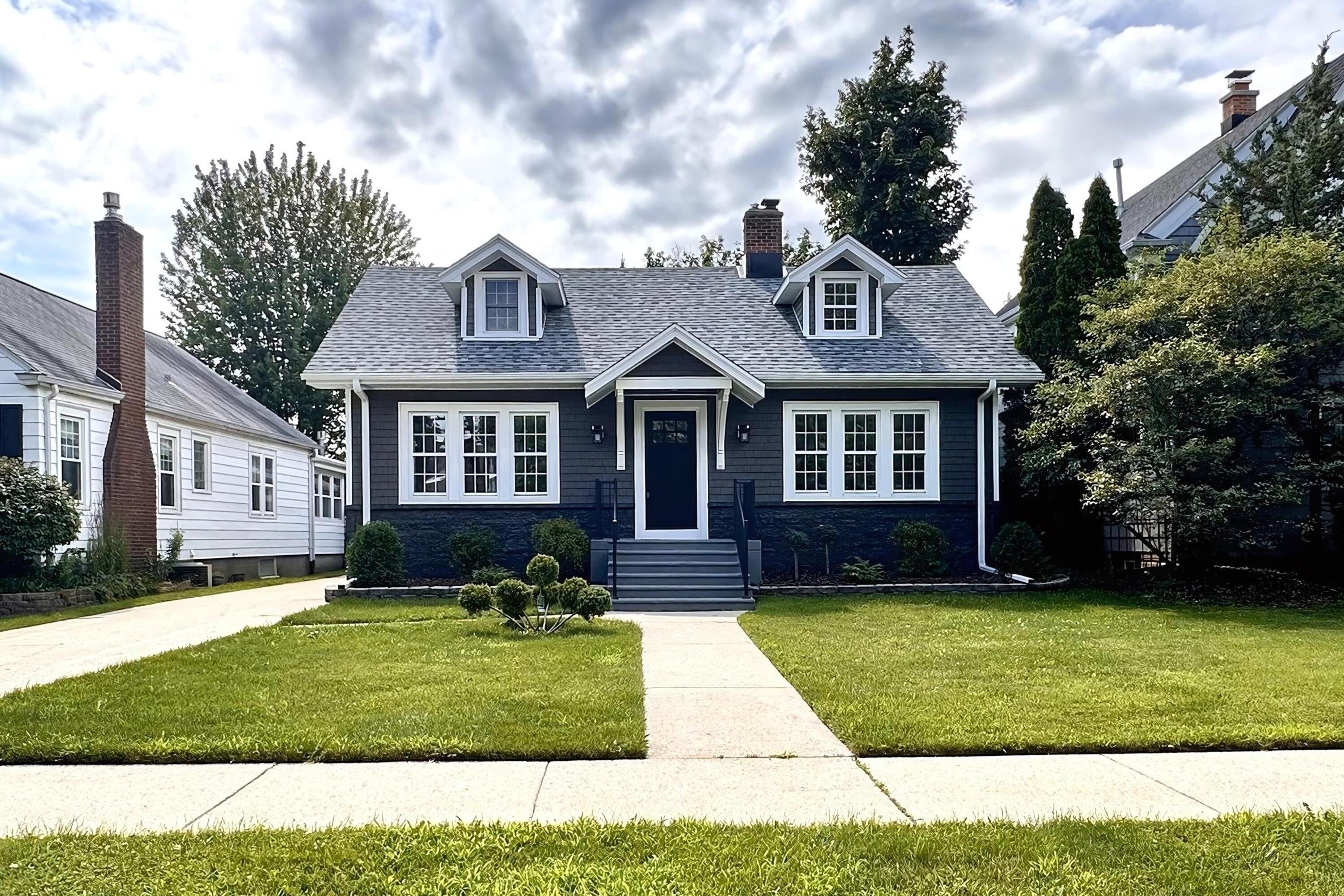 5th Ave, Kenosha, WI 53143