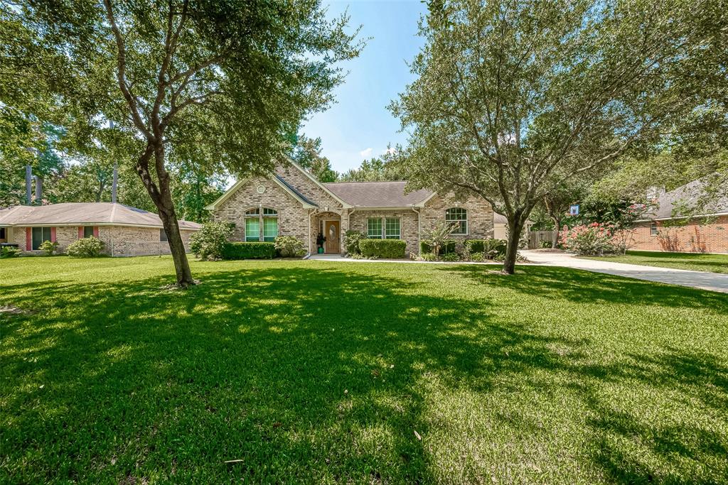 Charred Pine Dr, Magnolia, TX 77354