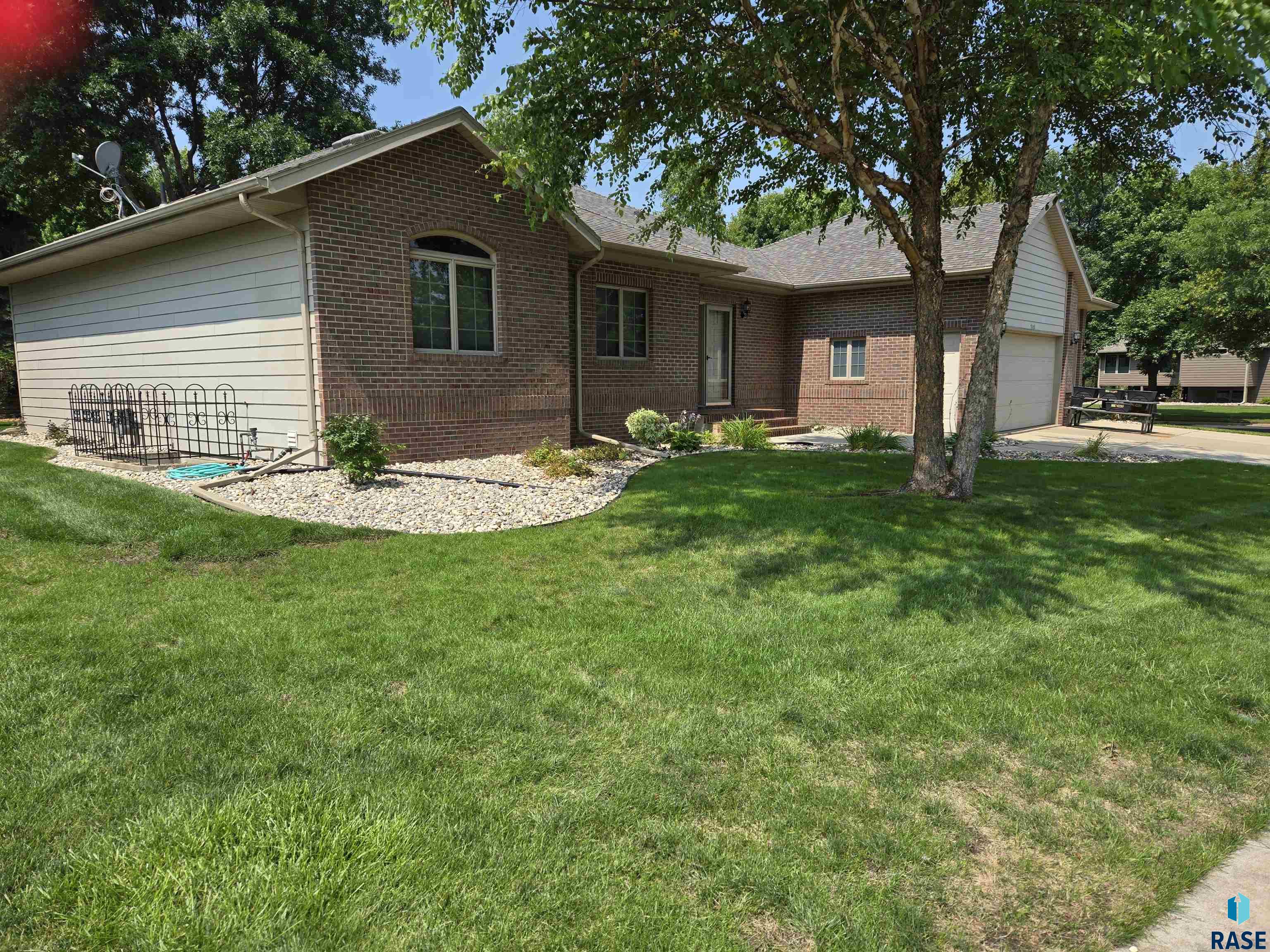 Russet Dr, Sioux Falls, SD 57108