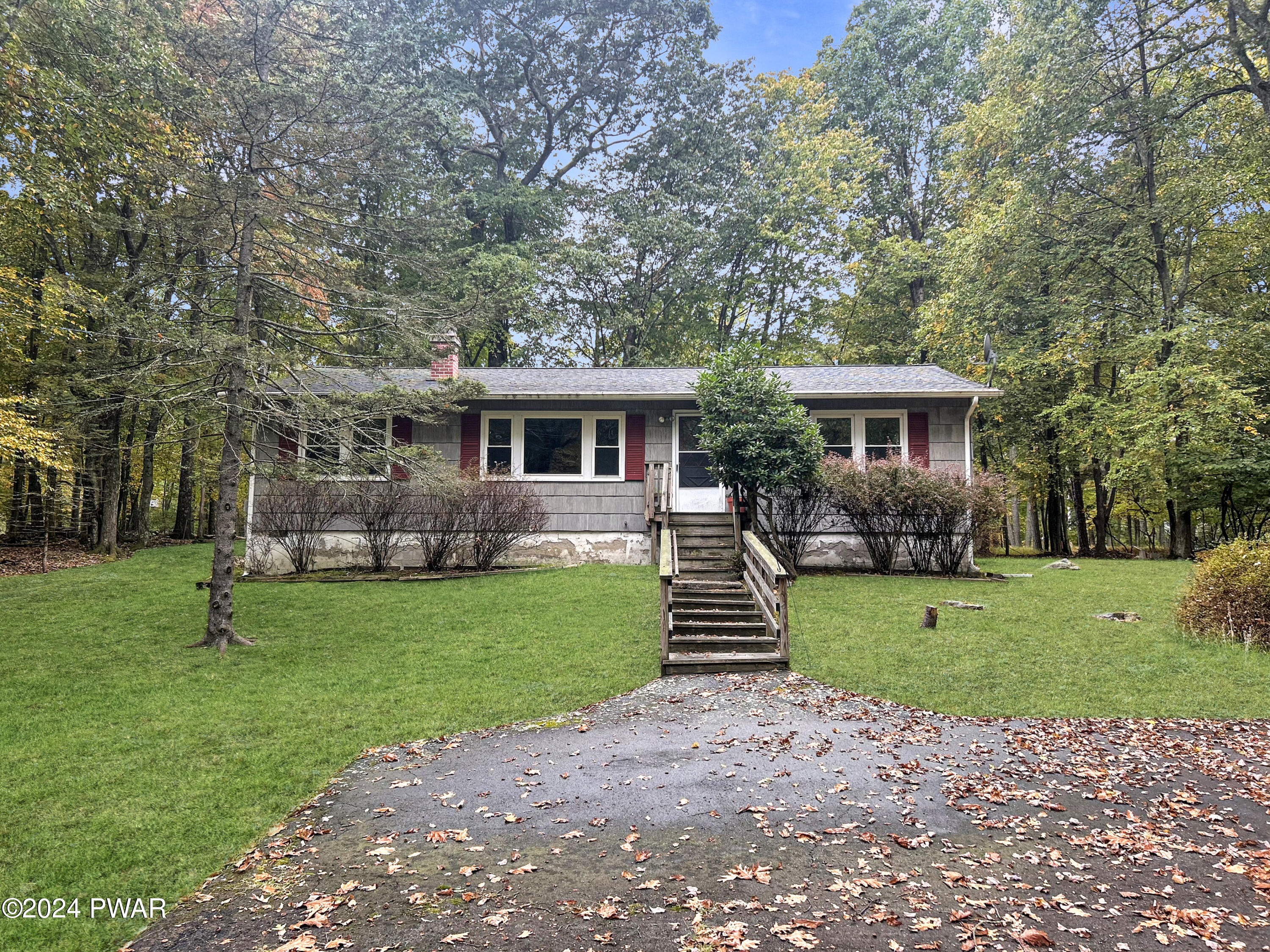 Gold Key Rd, Milford, PA 18337