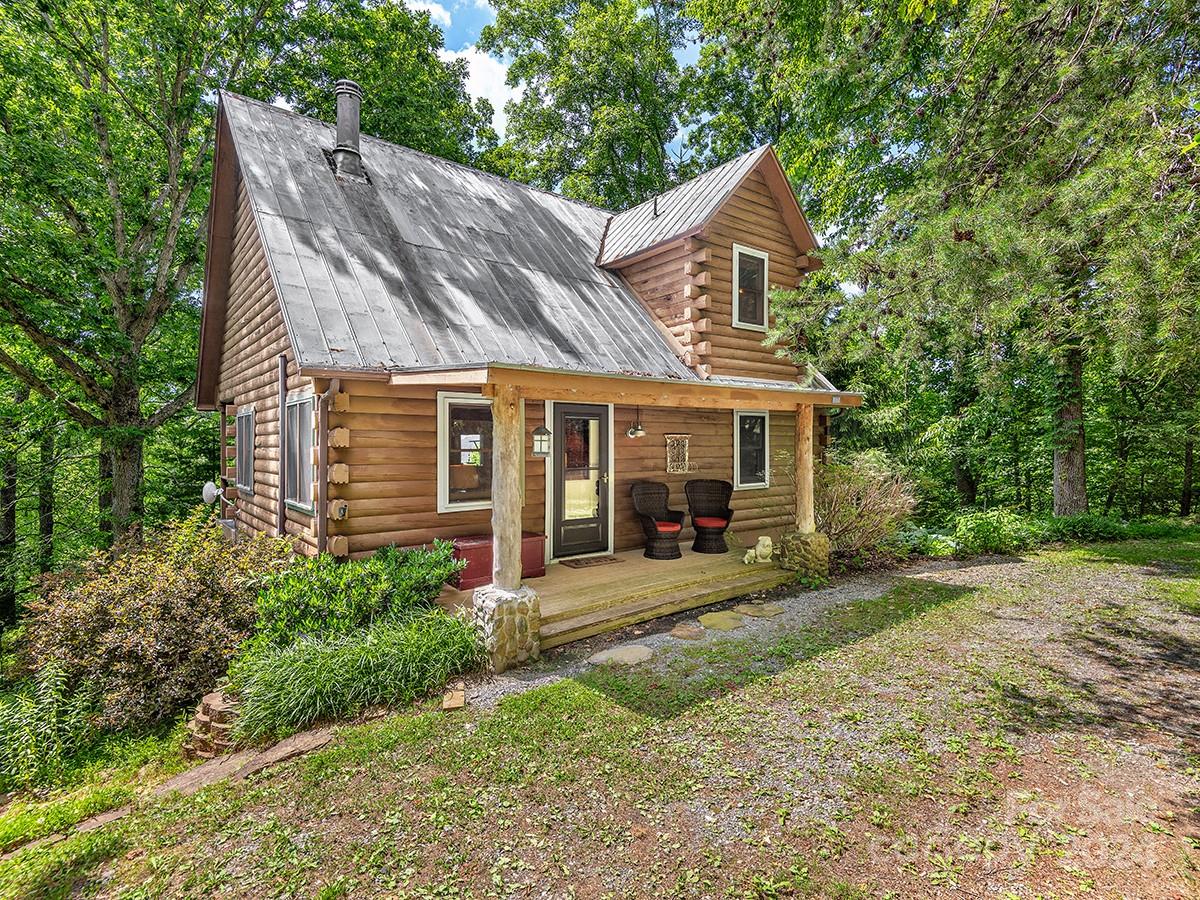High Rock Mountain Rd, Marshall, NC 28753