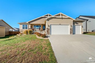 8792 N Kelliann Way, House other with 5 bedrooms, 3 bathrooms and null parking in Manhattan KS | Image 2