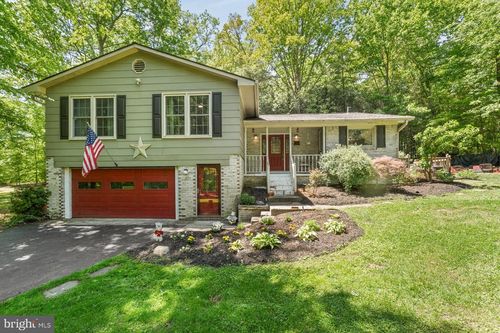 9900 Lake Occoquan Dr, Manassas, VA, 20111-2659 | Card Image