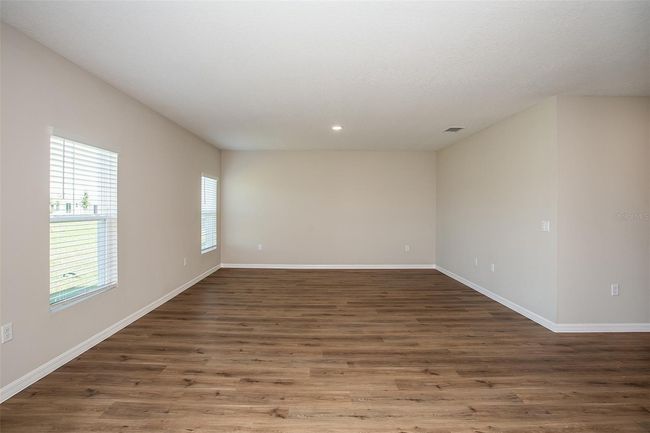 36933 Sagemoor Dr, House other with 5 bedrooms, 3 bathrooms and null parking in Zephyrhills FL | Image 14