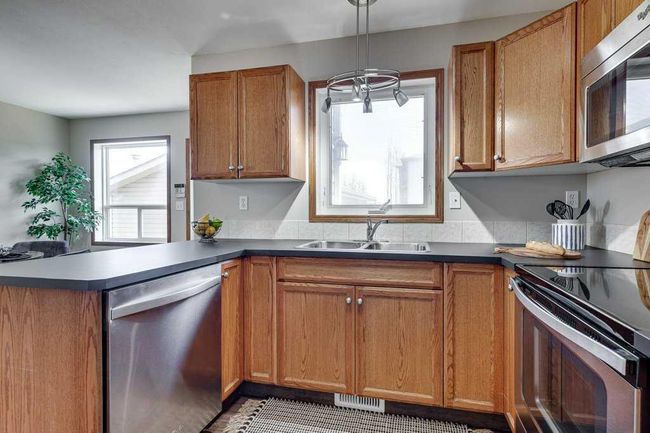 85 Lawford Avenue, Home with 4 bedrooms, 2 bathrooms and 2 parking in Red Deer AB | Image 14
