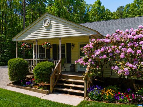 47 S Fork Dr, LOUISA, VA, 23093-2450 | Card Image