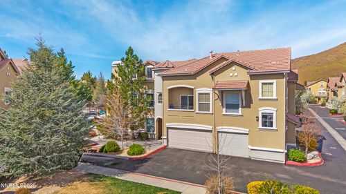 1724-9050 Double R Blvd, Reno, NV, 89521-4911 | Card Image