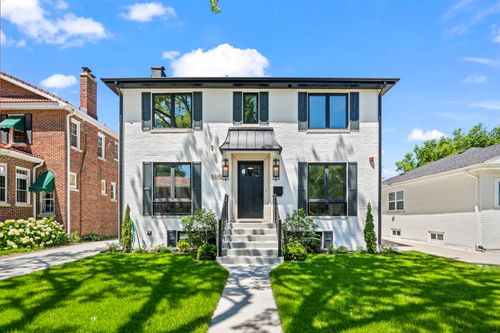 1700 Courtland Ave, Park Ridge, IL, 60068-5366 | Card Image